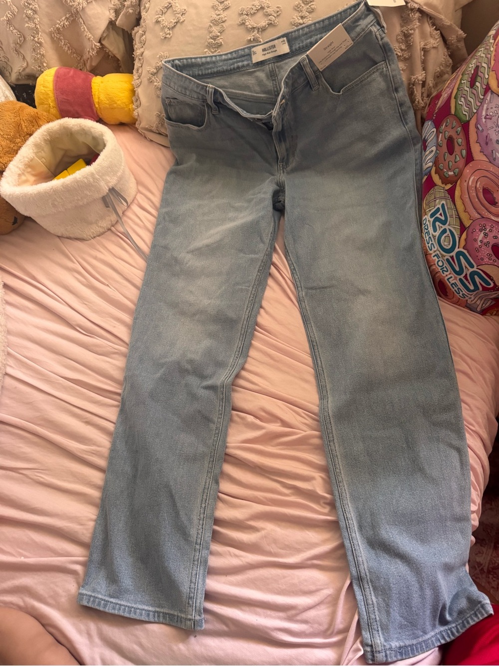 Hollister Light Blue Women's Straight-Leg Jeans